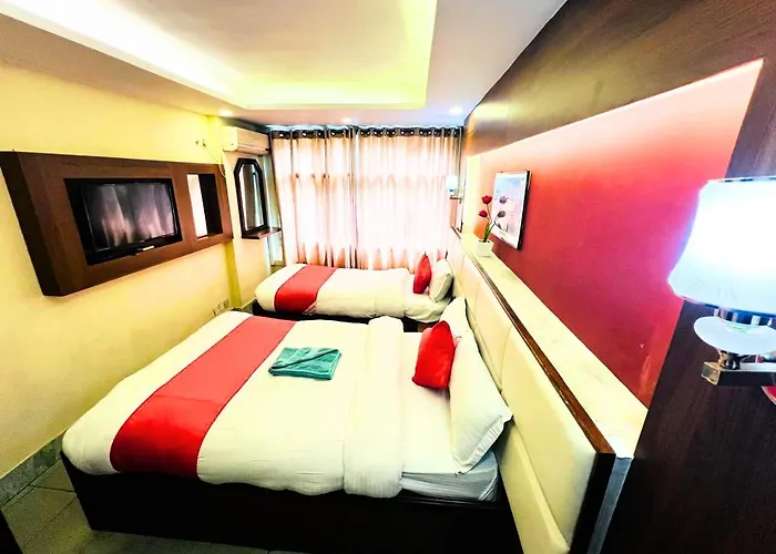 Shraddha Palace Hotel